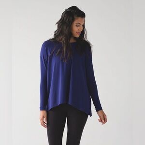 Lululemon City Bound Long Sleeve in Emperor Blue Size 2